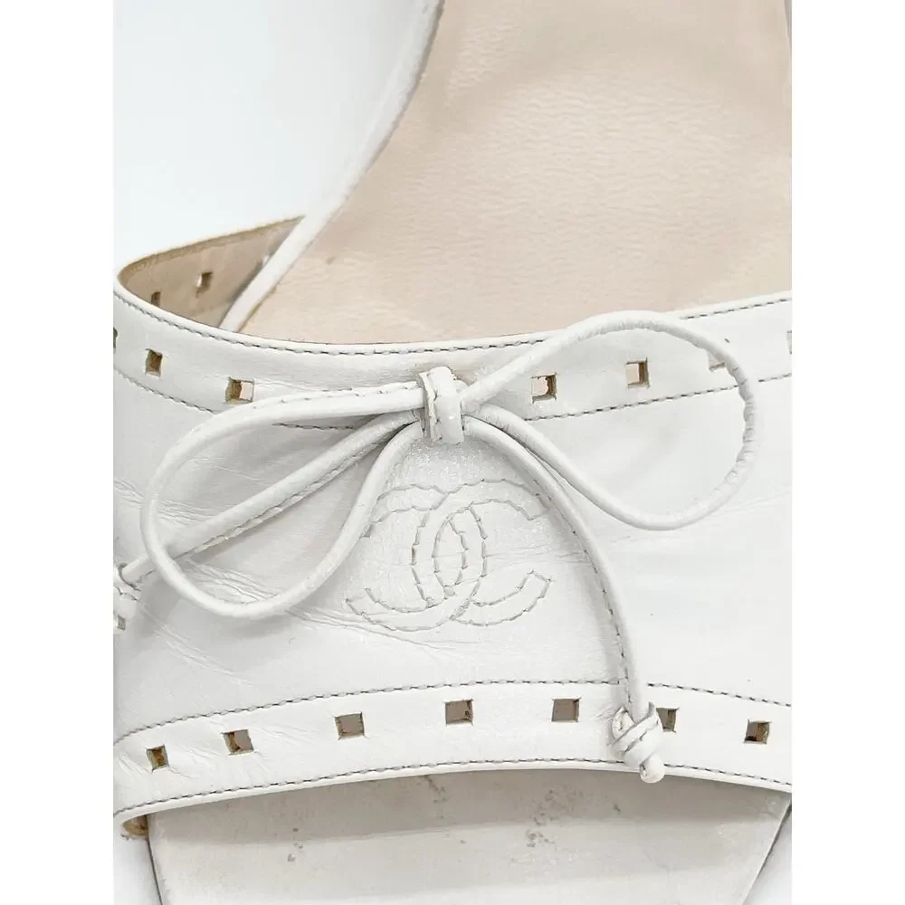 CHANEL vintage white